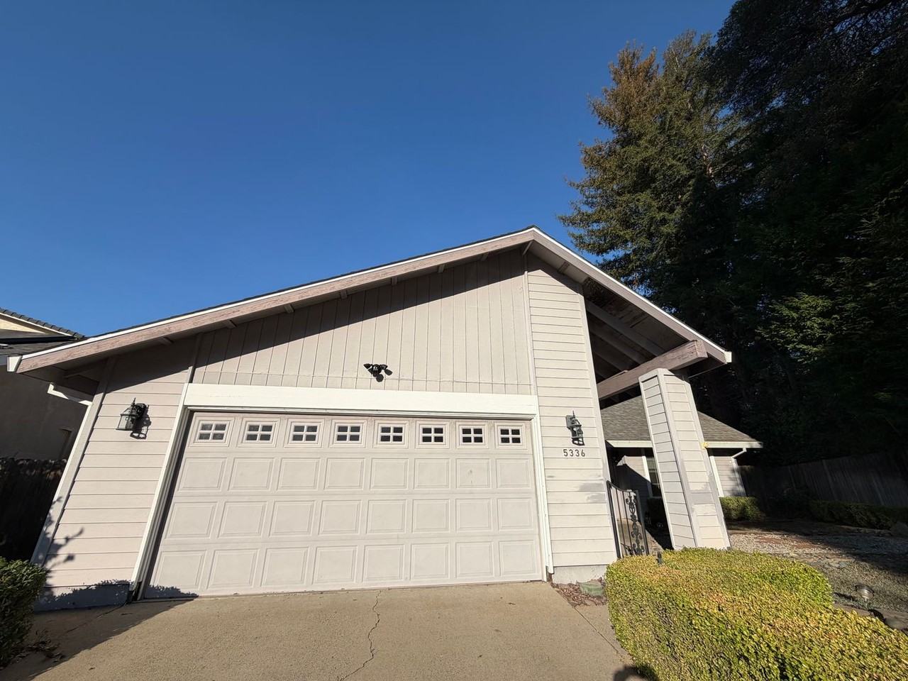 5336 Nelle Pl - Photo 2 of 50