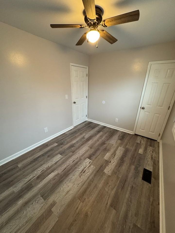 108 W 49th St - Photo 7 of 13