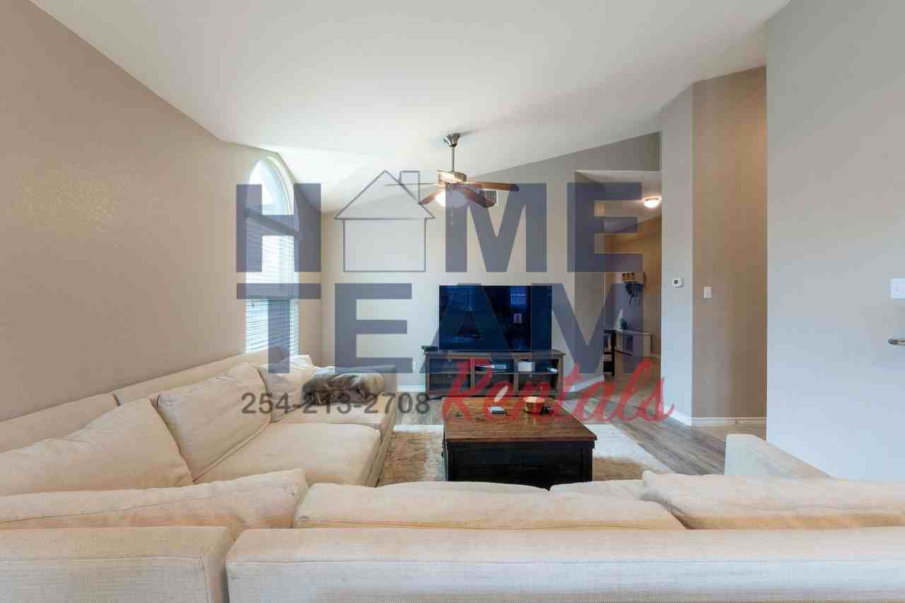 3315 Vineyard Trl - Photo 5 of 18