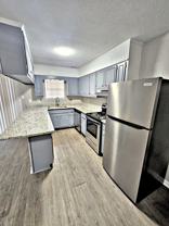 (RCH-43) 209 Cloverleaf Apartments - Photo 1 of 1