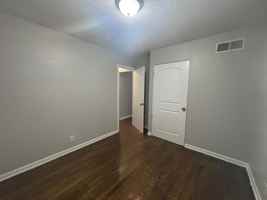 featured image of 3355 Justine St