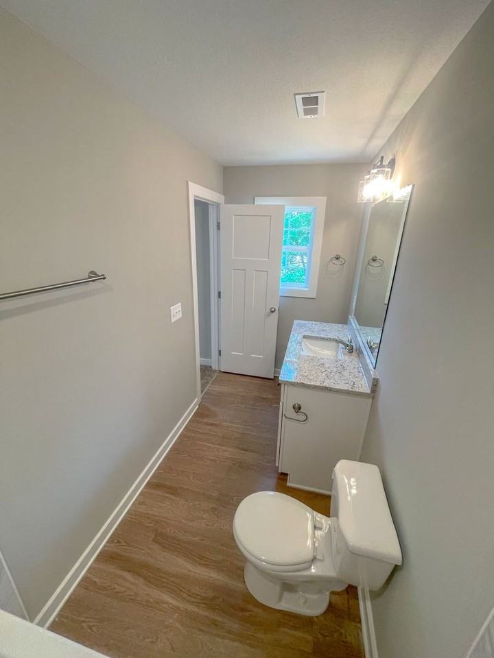 350 Honeycomb Ct - Photo 5 of 12