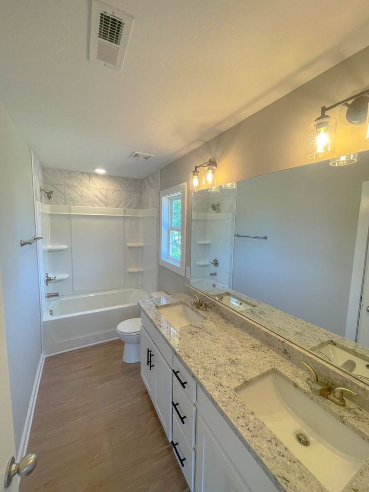 350 Honeycomb Ct - Photo 7 of 12