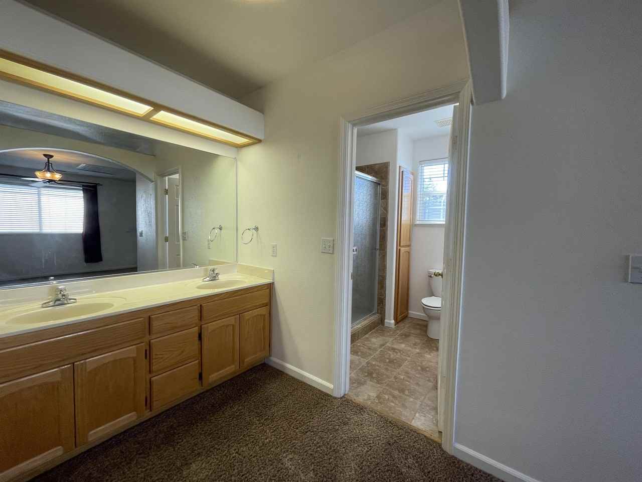 1877 Devonshire Dr - Photo 2 of 15