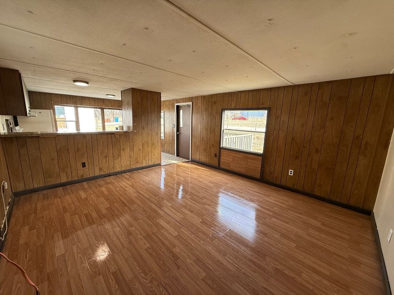 3628 Carver Rd - Photo 2 of 8