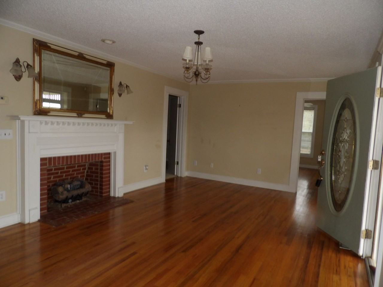 2400 Moates Rd - Photo 3 of 24