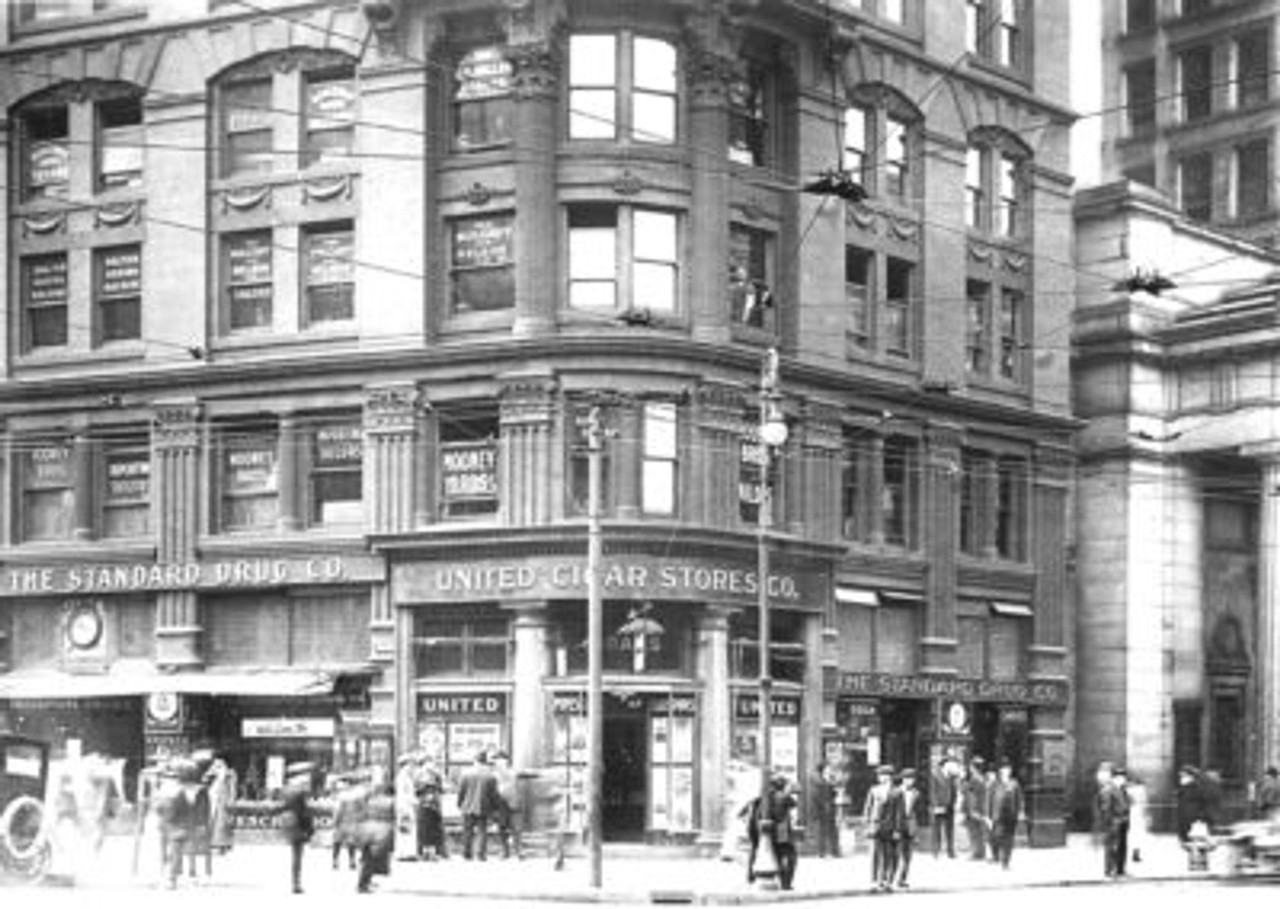 The Schofield Residence - Photo 3 of 5