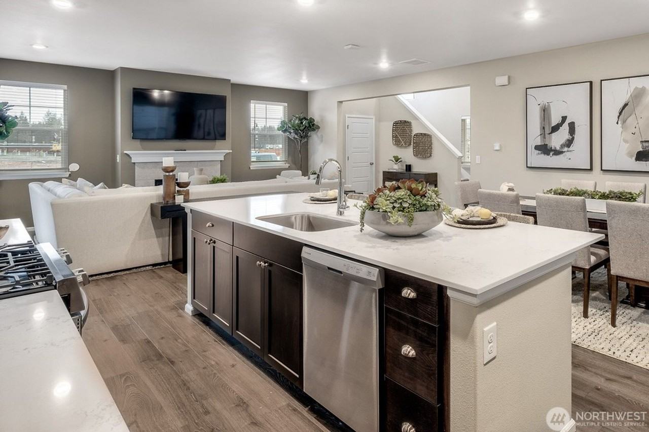 1618 Sultan Basin Rd - Photo 4 of 50