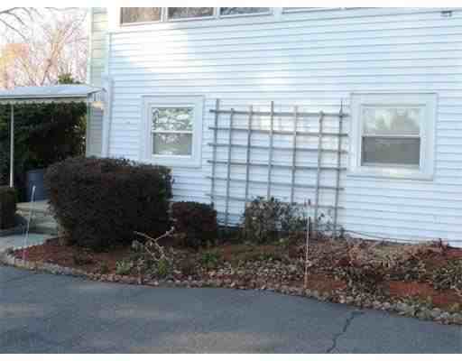 51 Walnut Rd #B - Photo 2 of 6