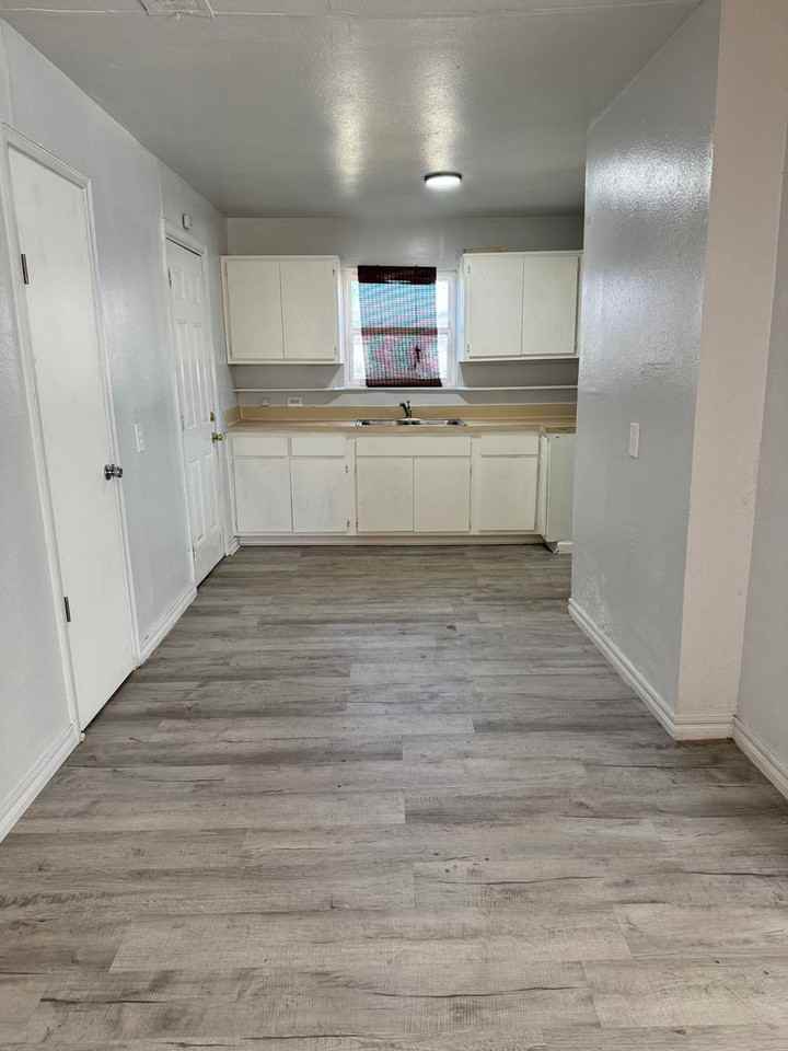 23 E 62nd Pl N - Photo 3 of 6