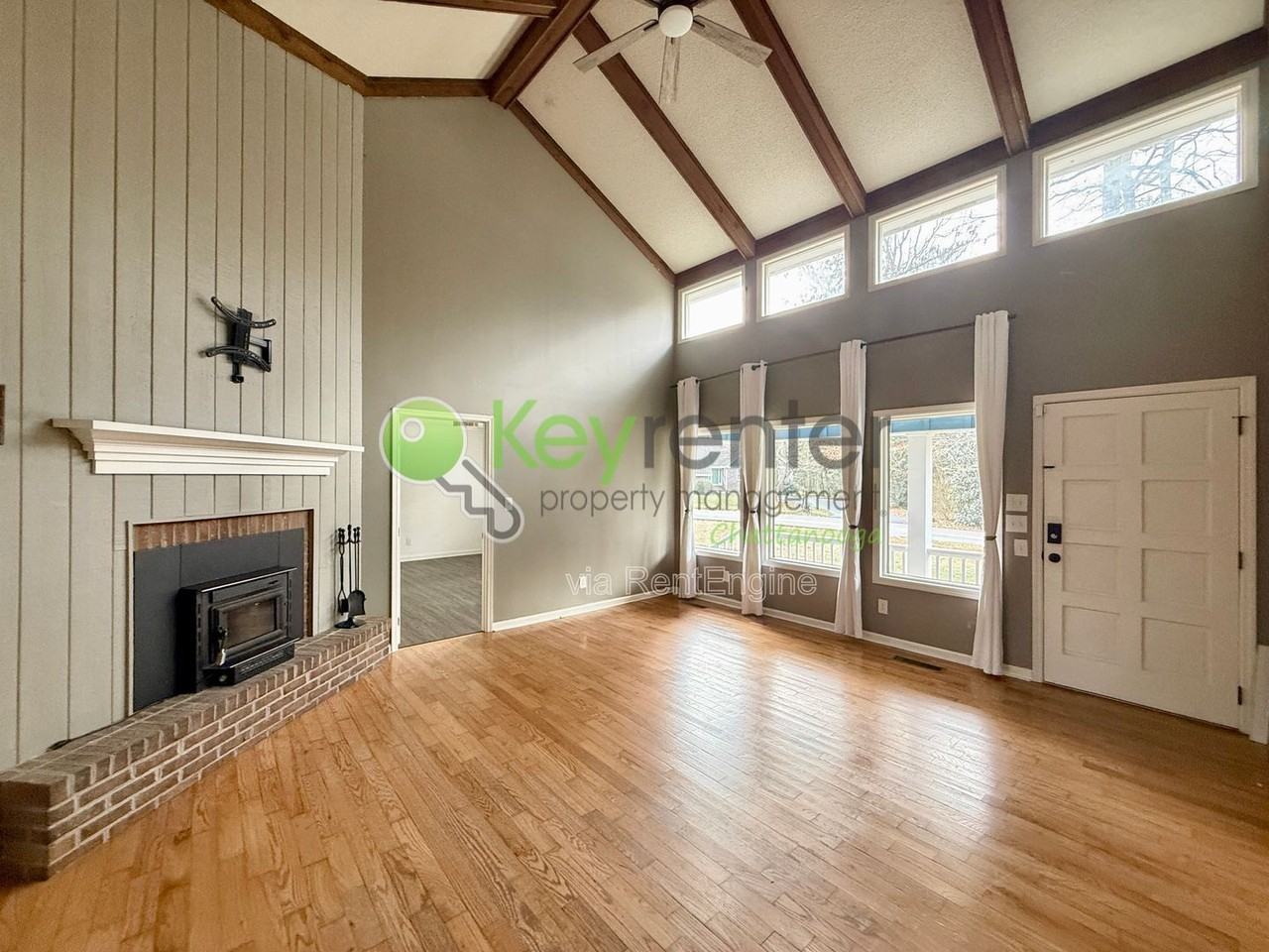 2309 Mourning Dove Ln - Photo 2 of 21