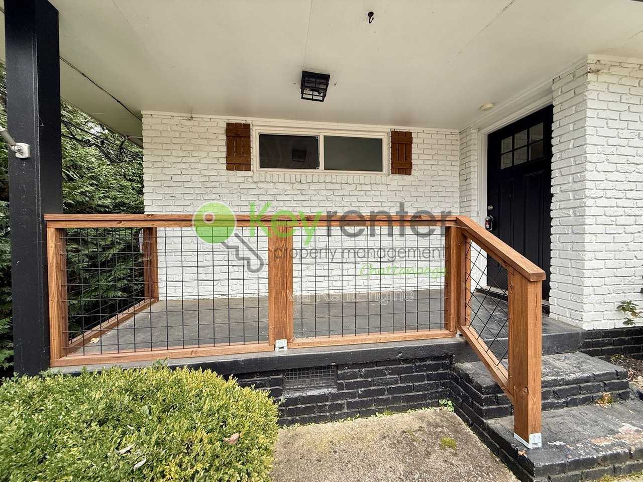 904 Tremont St #B - Photo 2 of 13