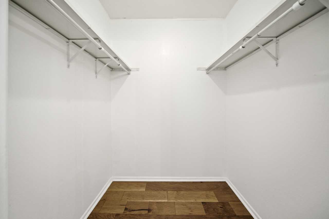 10958 Crown Park #15074799 - Photo 6 of 34