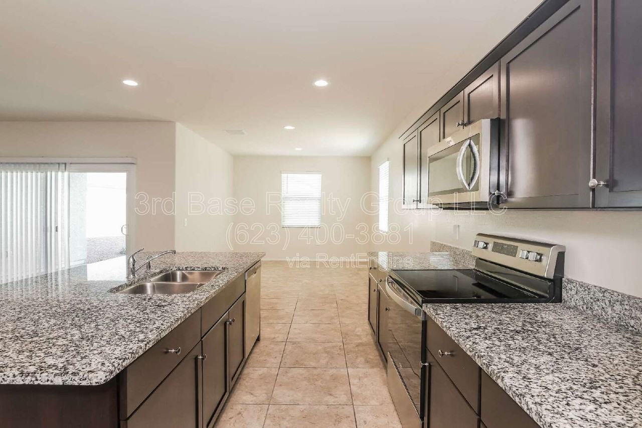 24402 W Pueblo Ave - Photo 6 of 12