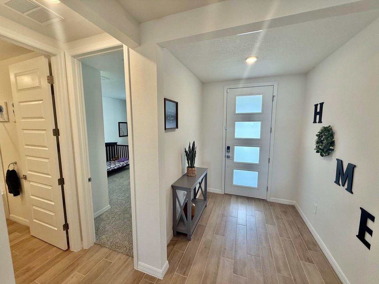 2020 Rosewood Dr - Photo 6 of 50