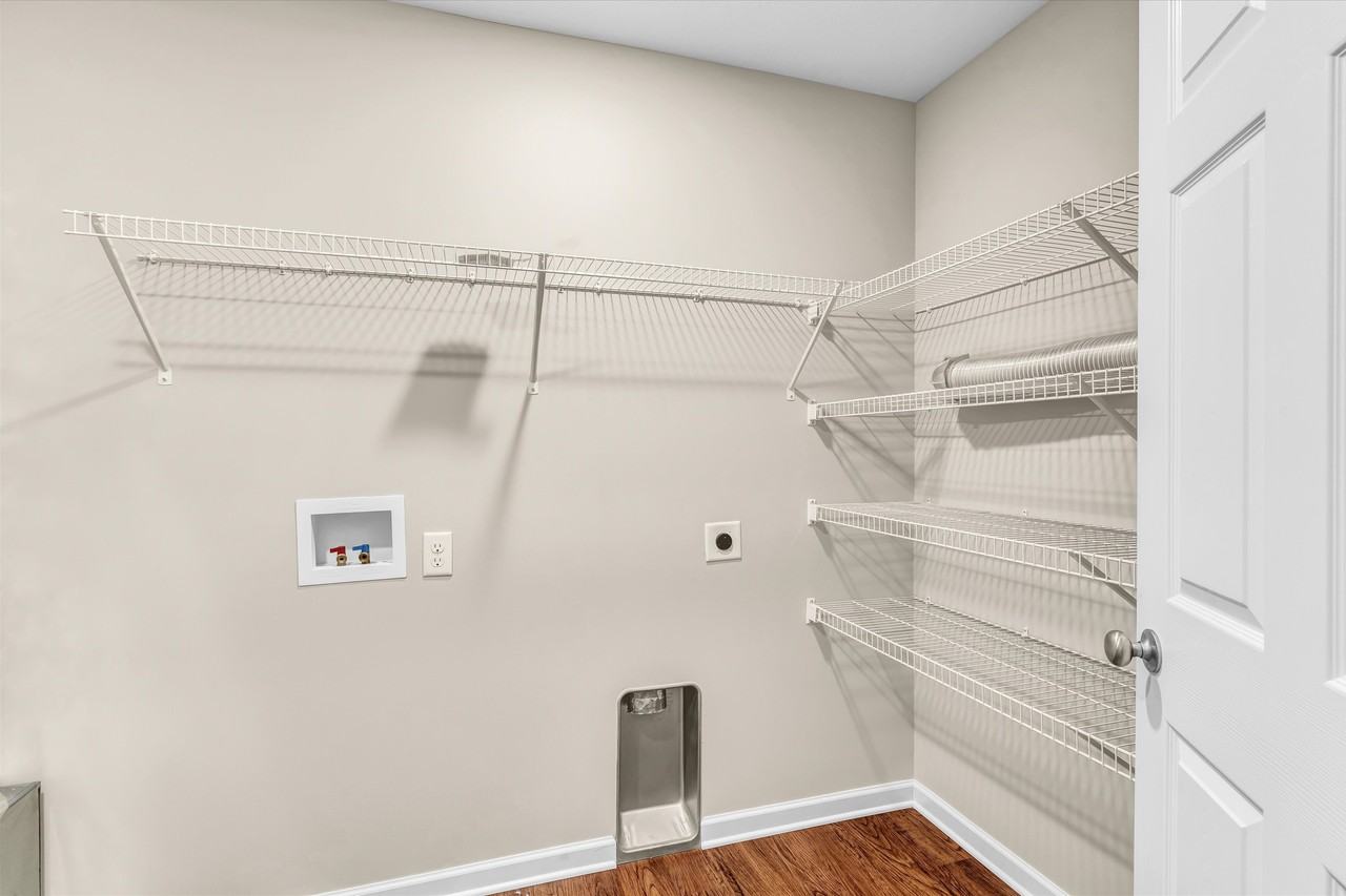 565 S Old Sevierville Pike #2 - Photo 6 of 36