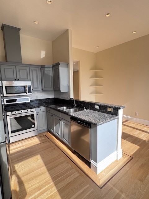 3651 16th St - Photo 3 of 43