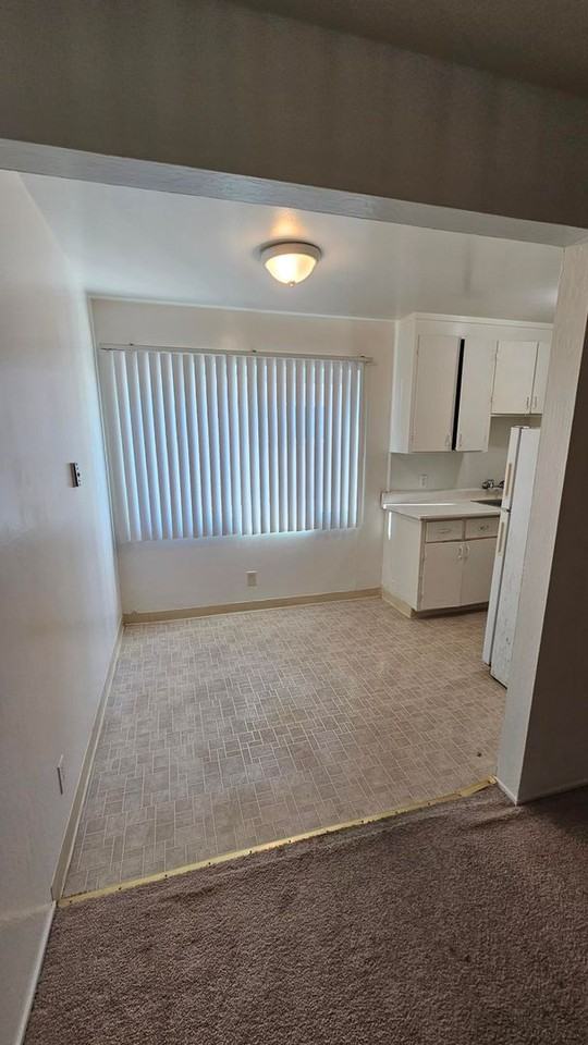 131 - 3385/3391/3395 Monroe St - Photo 7 of 20