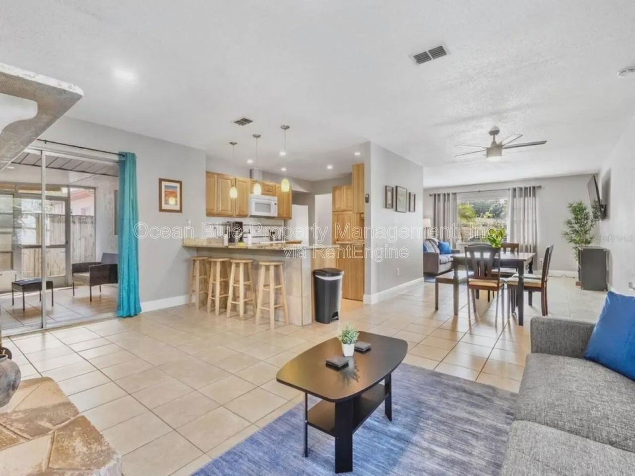 5247 76th St N - Photo 2 of 10