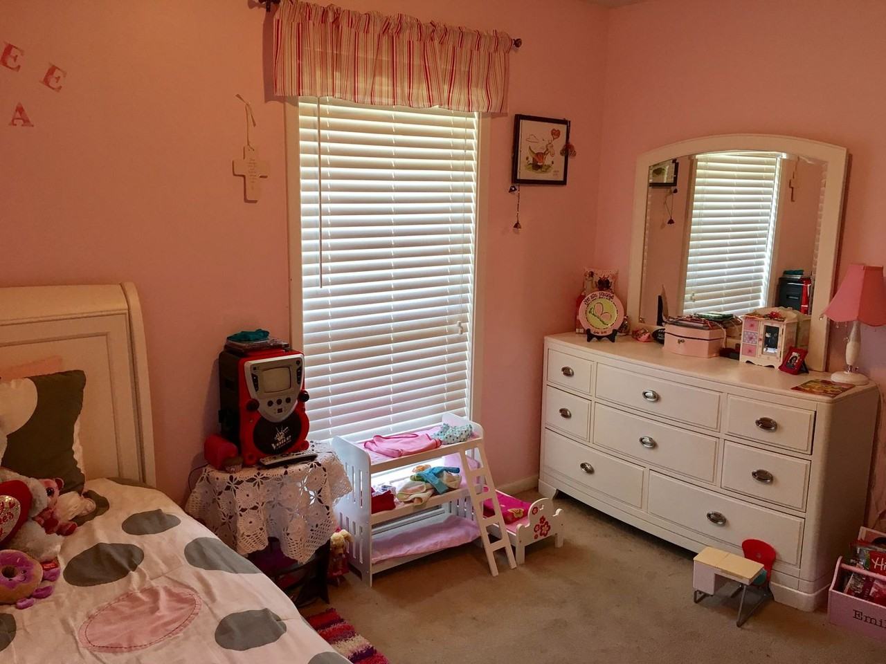 205 Dogwood Dr - Photo 5 of 38