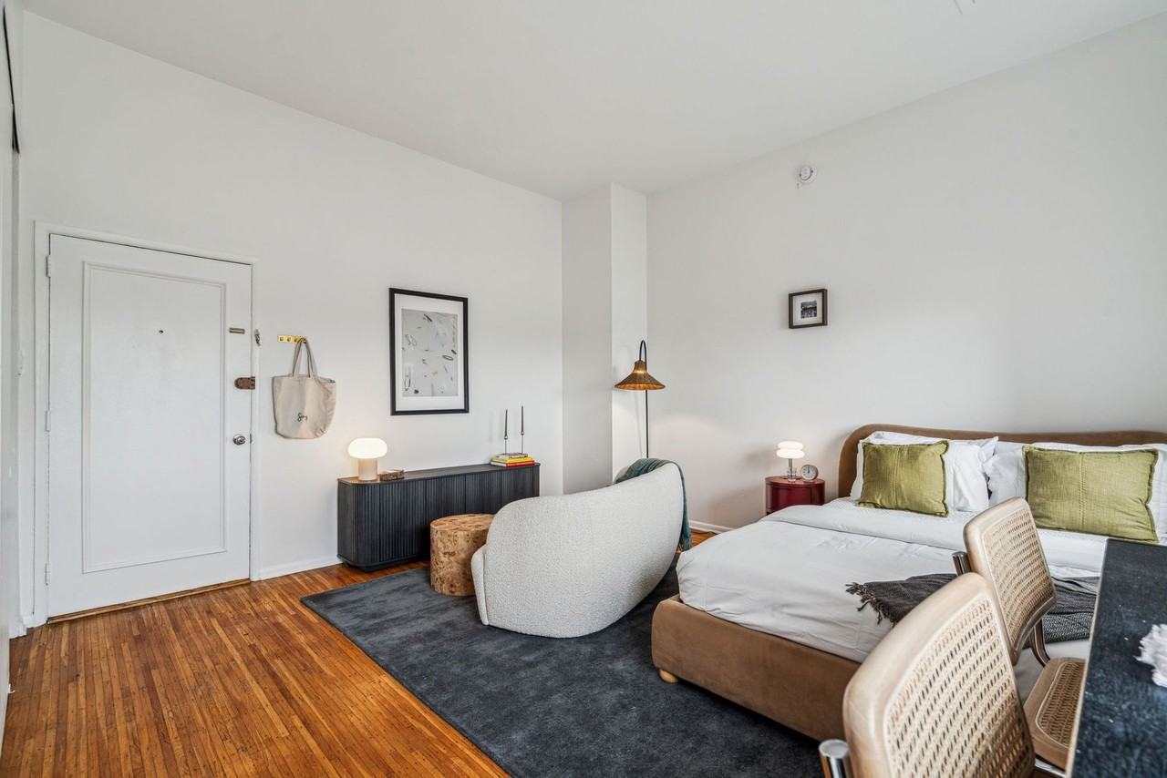 Way Rittenhouse - Photo 3 of 18