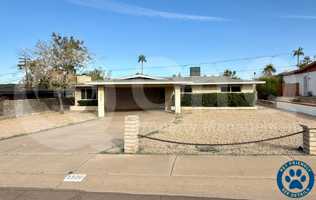 featured image of 1320 E Orchid Ln