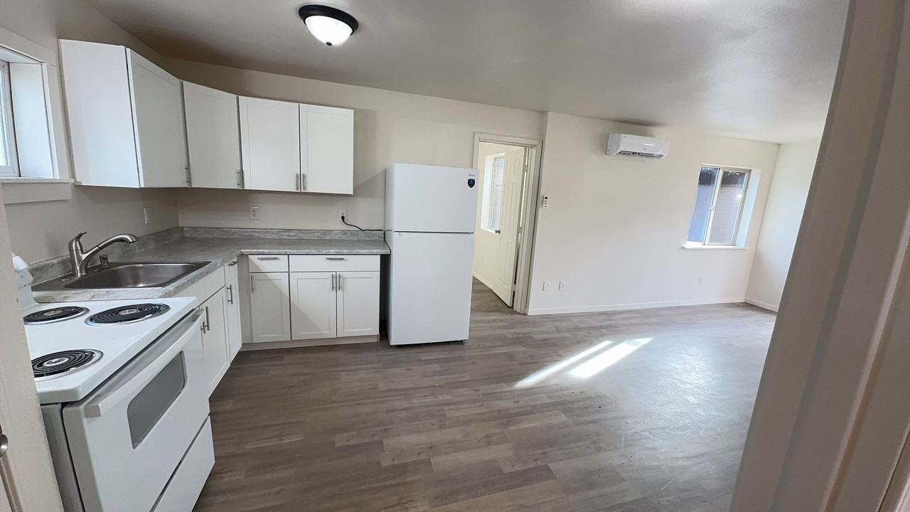 6928-1t - 329-339 S Grape - Photo 5 of 12