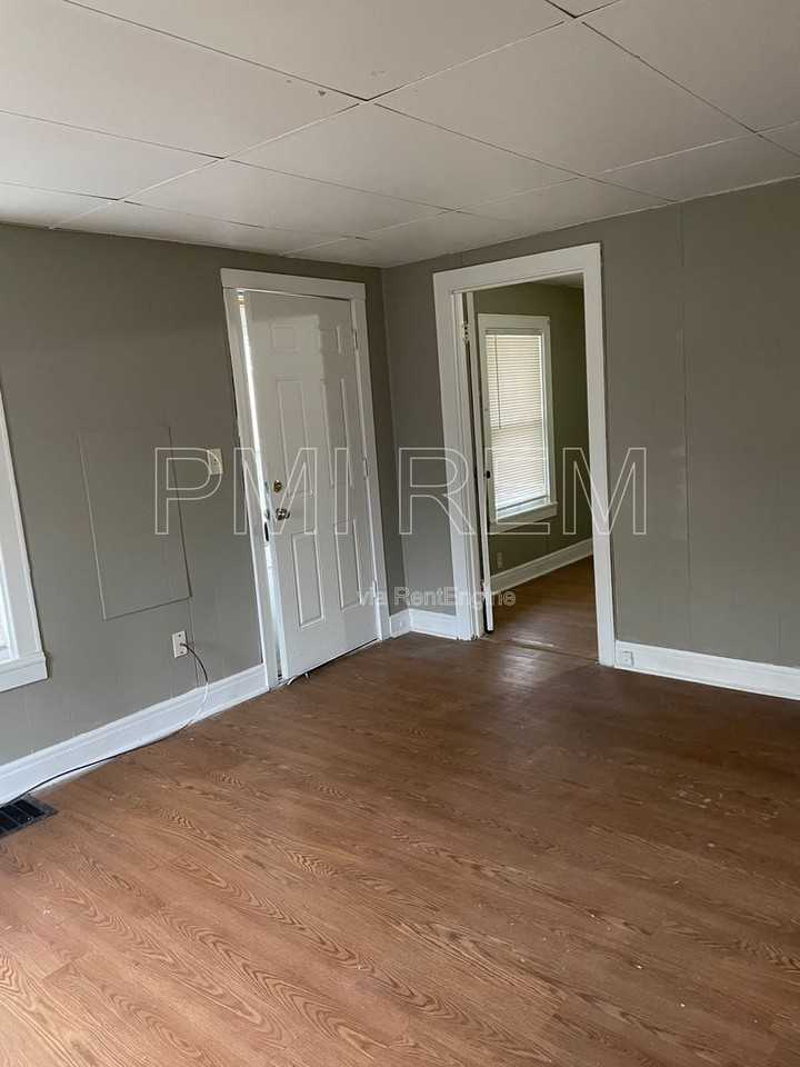 516 Wildwood Ave - Photo 3 of 14