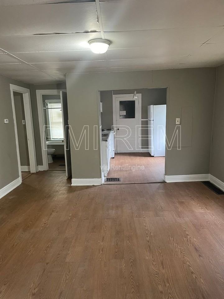 516 Wildwood Ave - Photo 4 of 14