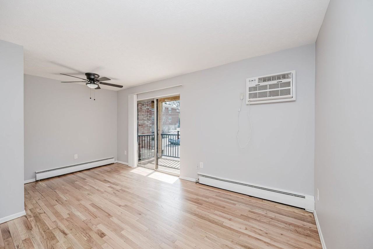 6300 Montgomery Rd #7 - Photo 6 of 9