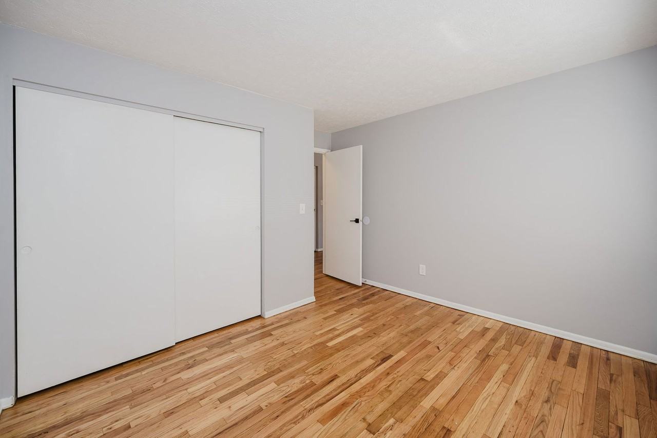 6300 Montgomery Rd #7 - Photo 7 of 9