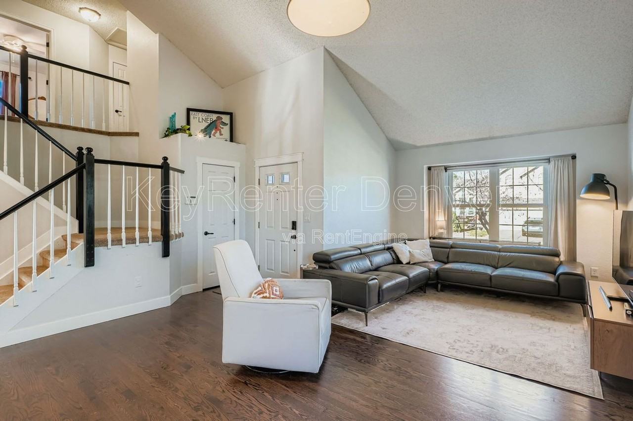 11622 W 84th Pl - Photo 4 of 23