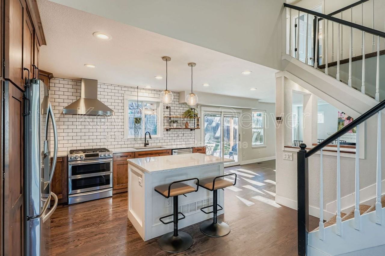 11622 W 84th Pl - Photo 6 of 23