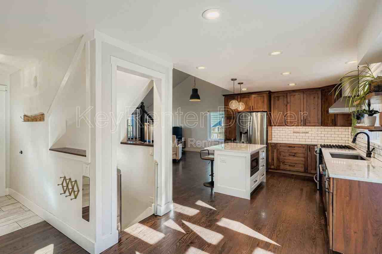 11622 W 84th Pl - Photo 7 of 23