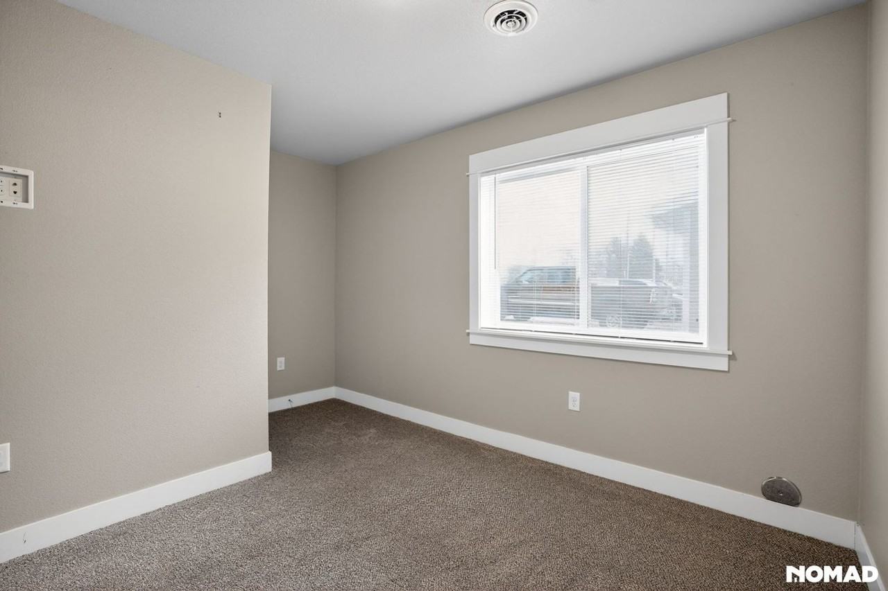 3106 Boulder Ave - Photo 7 of 32