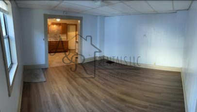 503 W 1st St #1 - Photo 2 of 10