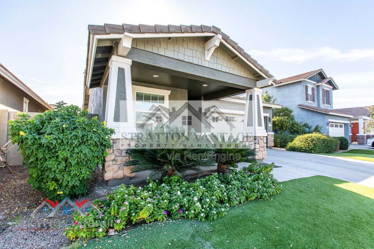 7465 E Osage Ave - Photo 3 of 47