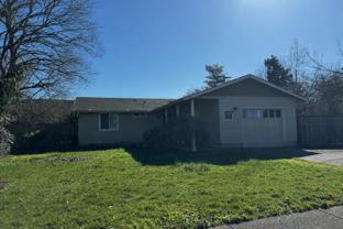 685 Sw Coral St - Photo 1 of 1