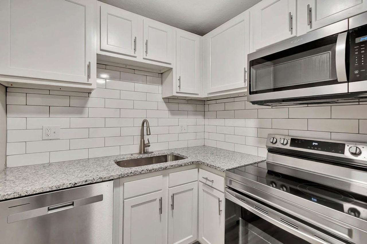 721 Delta Ave #3 - Photo 2 of 8