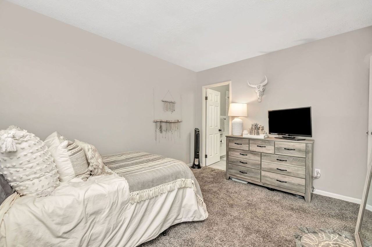 721 Delta Ave #3 - Photo 5 of 8