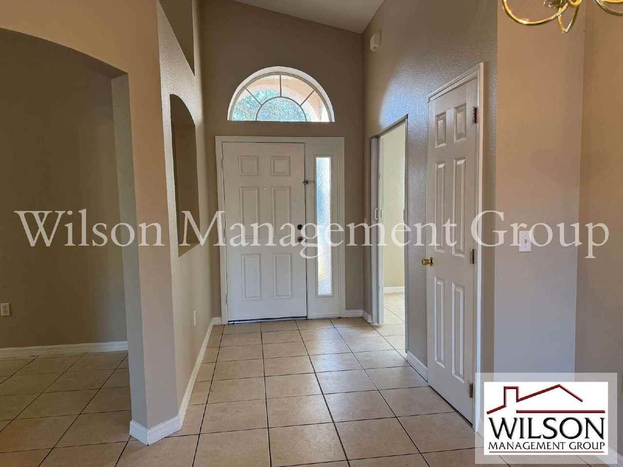 1604 Sage Creek Ct - Photo 2 of 28