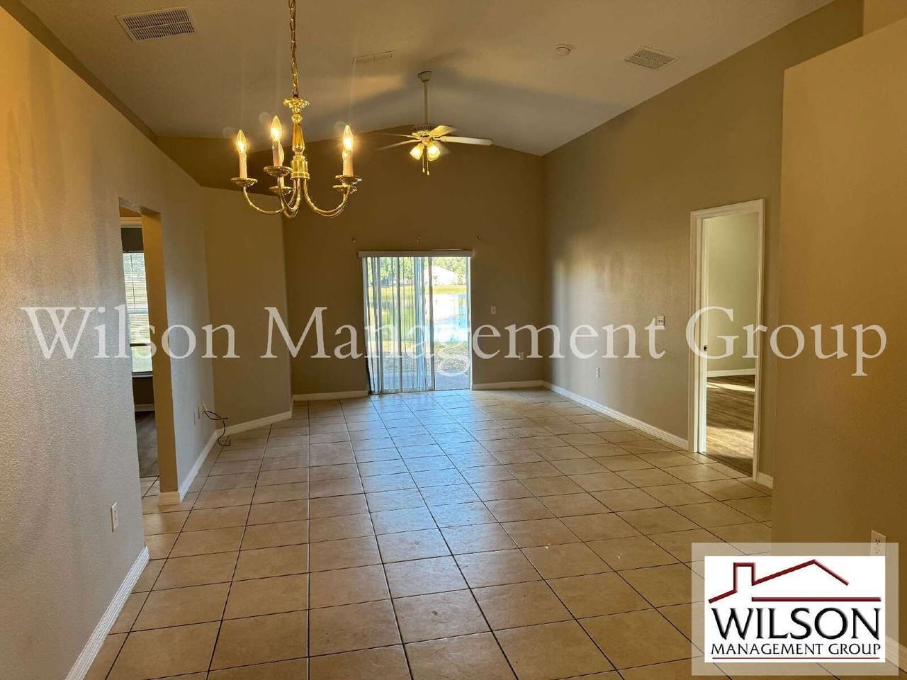 1604 Sage Creek Ct - Photo 5 of 28