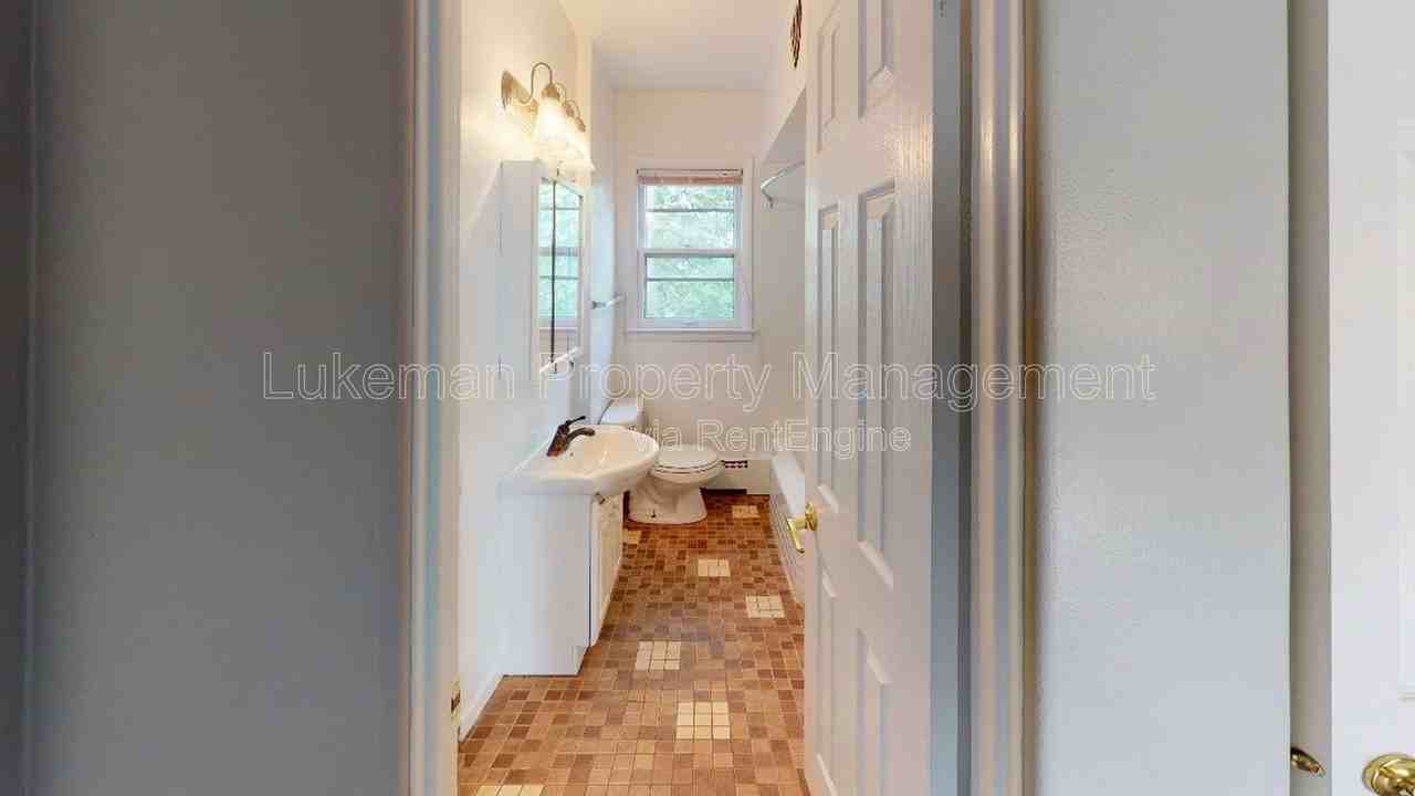 3729 Oakland Dr #2 - Photo 2 of 10