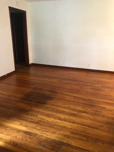 907 Denton St - Photo 2 of 10