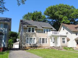 featured image of 1716 Lee Rd