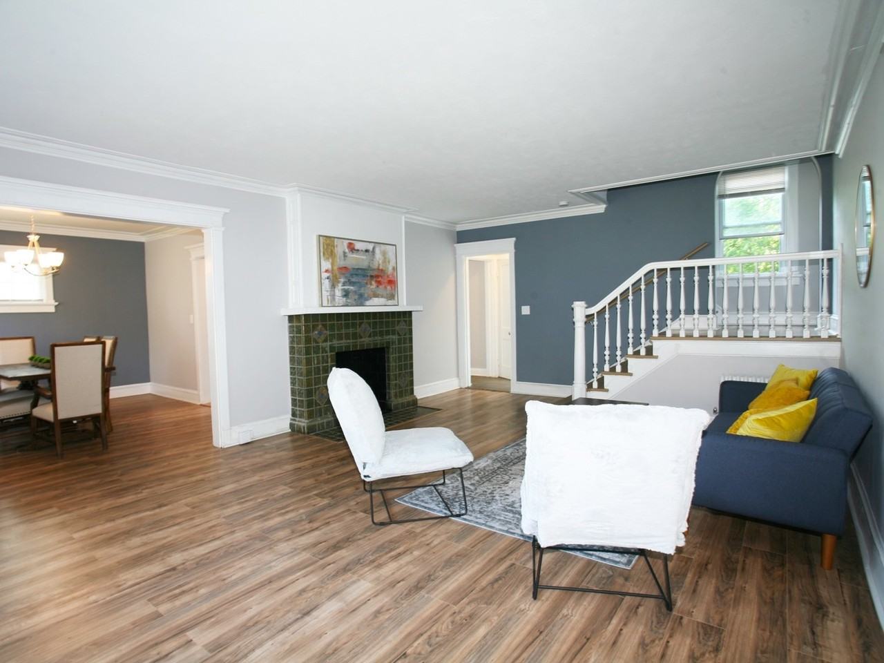 1716 Lee Rd - Photo 3 of 33