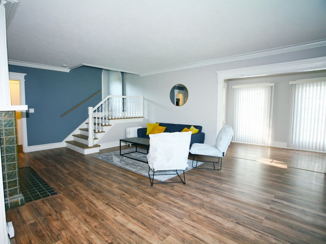 1716 Lee Rd - Photo 4 of 33