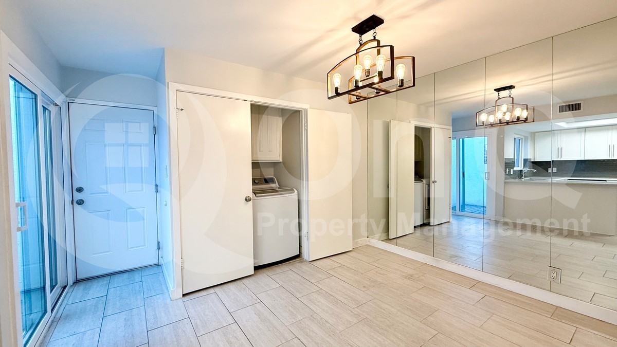 1916 E Medlock Dr - Photo 7 of 18