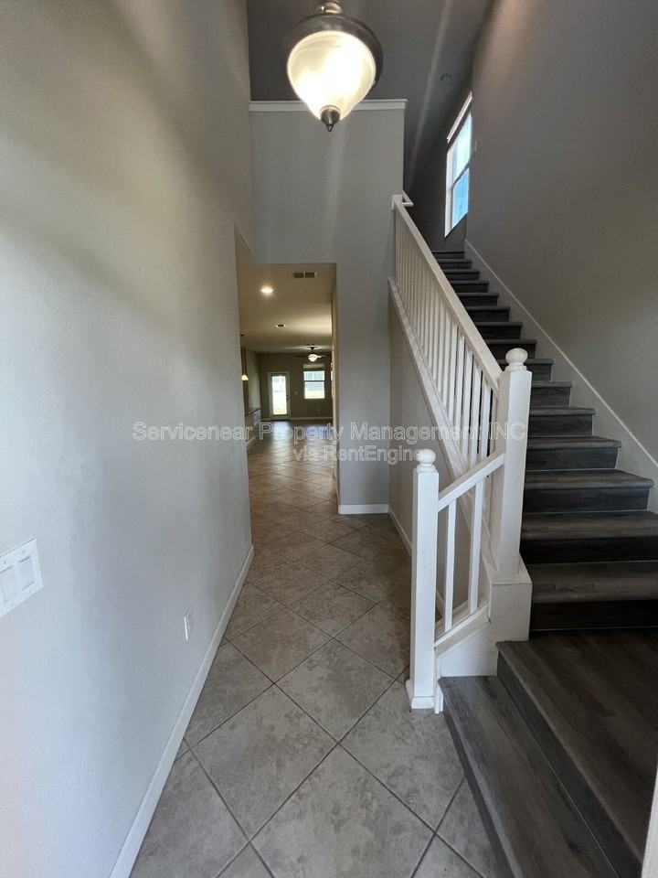 939 Terra Vista St - Photo 7 of 50