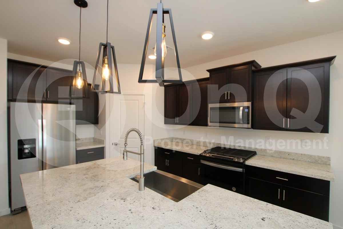 5816 N 202nd Ln - Photo 2 of 26